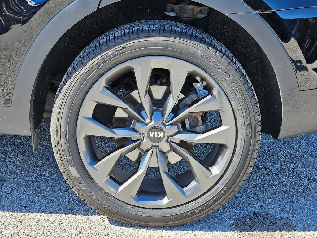 Thumbnail: 2021 Kia Sorento - 8