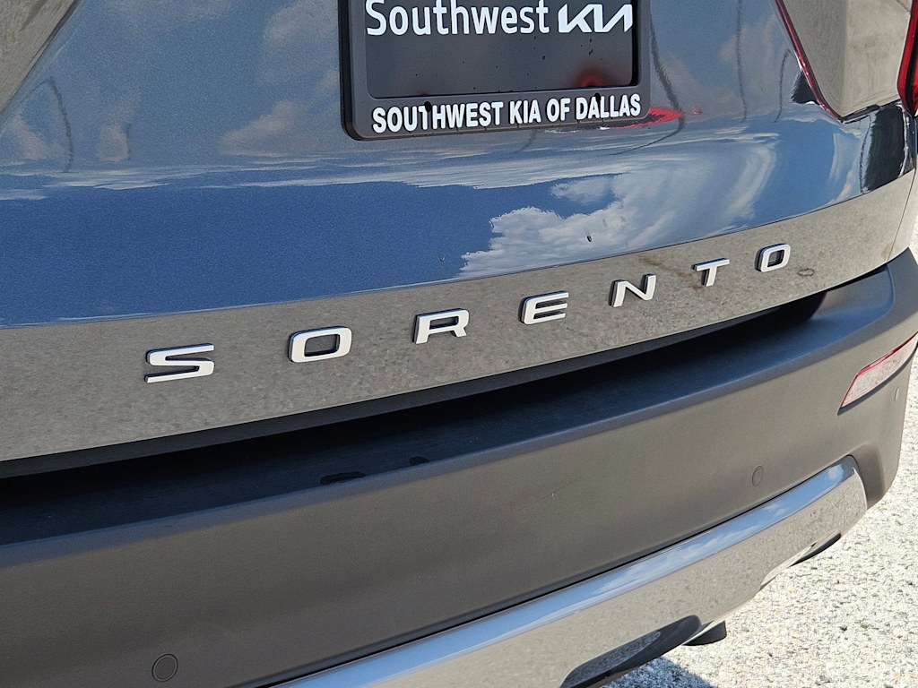 Thumbnail: 2022 Kia Sorento - 23