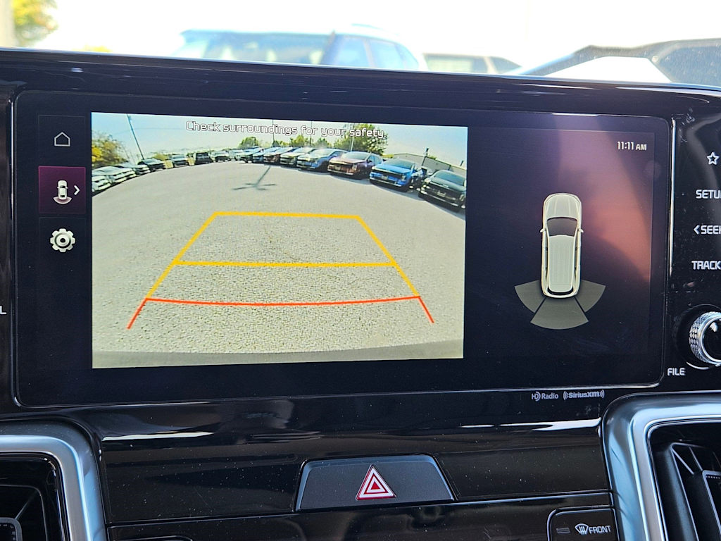 Thumbnail: 2023 Kia Sorento - 32