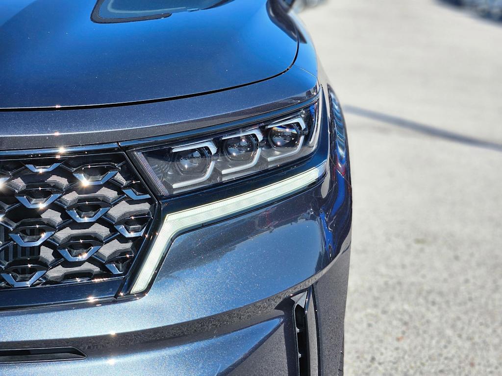 Thumbnail: 2023 Kia Sorento - 22