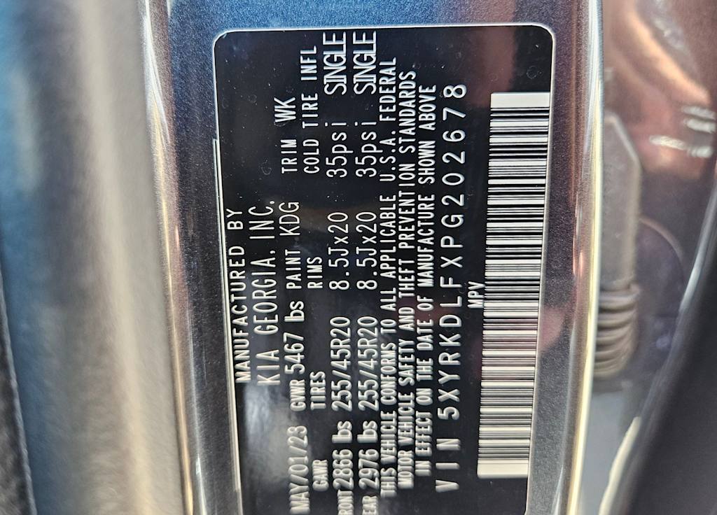 Thumbnail: 2023 Kia Sorento - 17