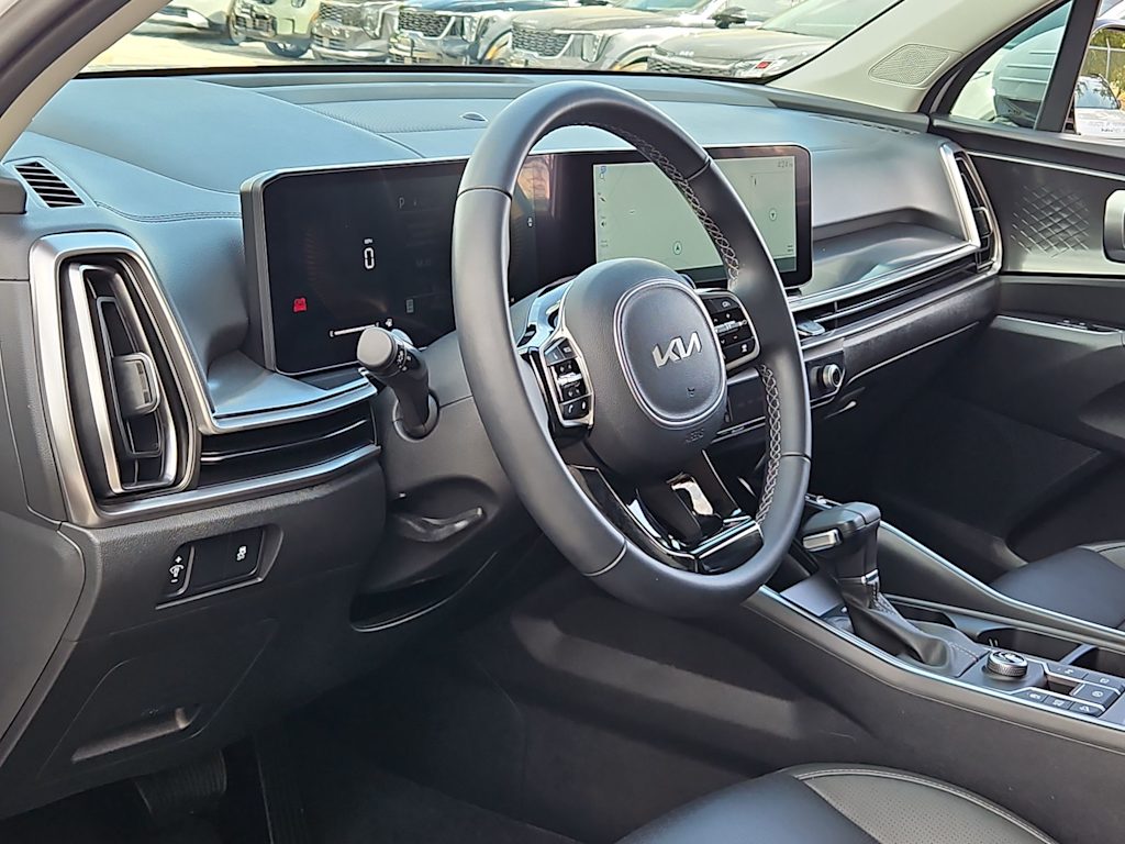 Thumbnail: 2025 Kia Sorento - 2
