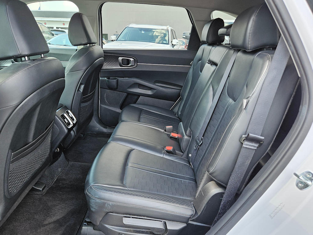 Thumbnail: 2024 Kia Sorento - 22