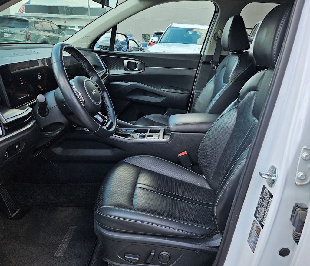 Thumbnail: 2024 Kia Sorento - 8