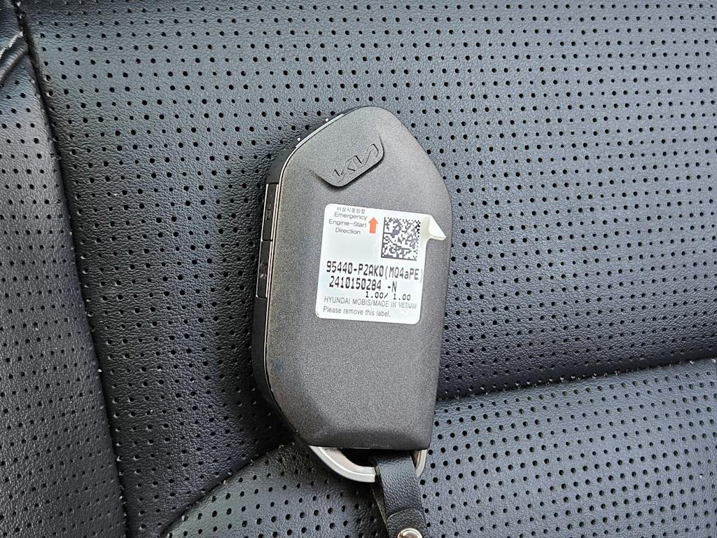 Thumbnail: 2025 Kia Sorento - 14