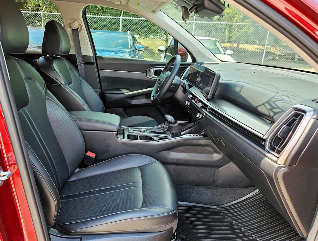 Thumbnail: 2025 Kia Sorento - 10