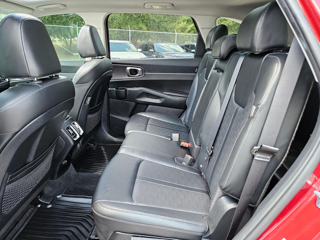 Thumbnail: 2025 Kia Sorento - 21