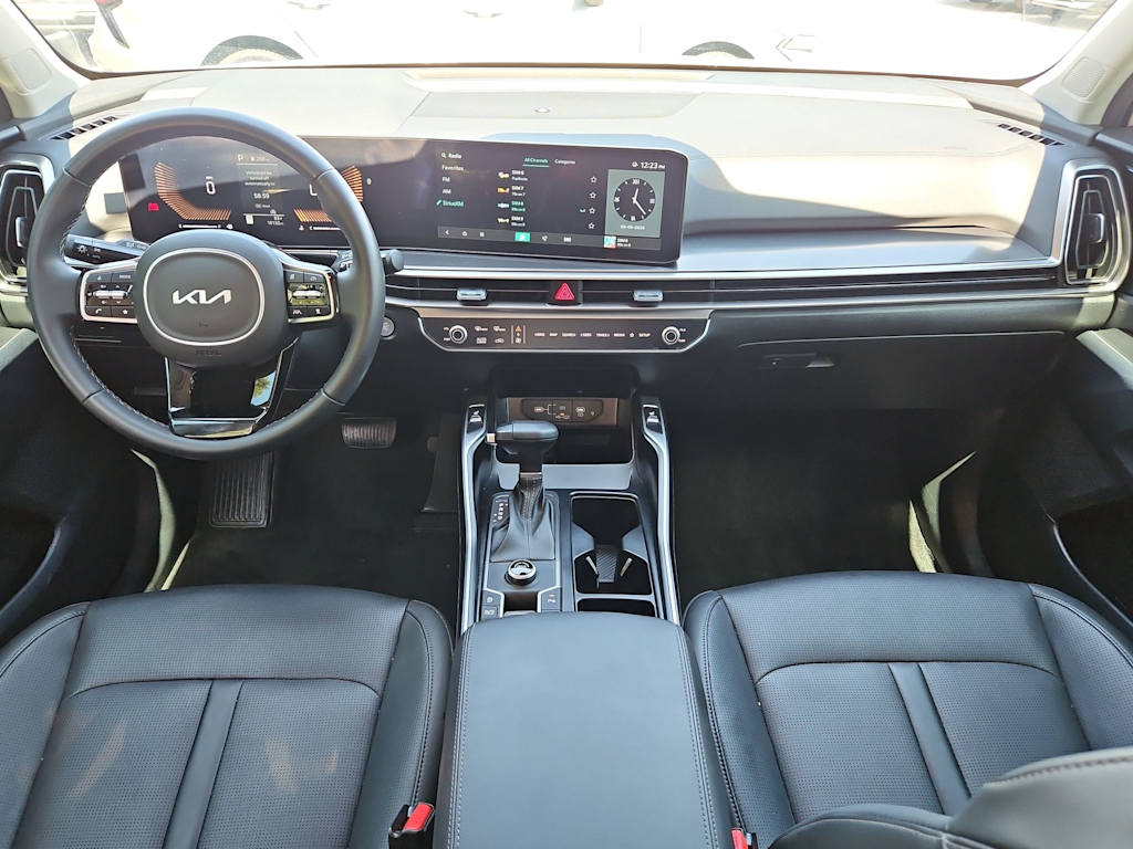 Thumbnail: 2025 Kia Sorento - 9