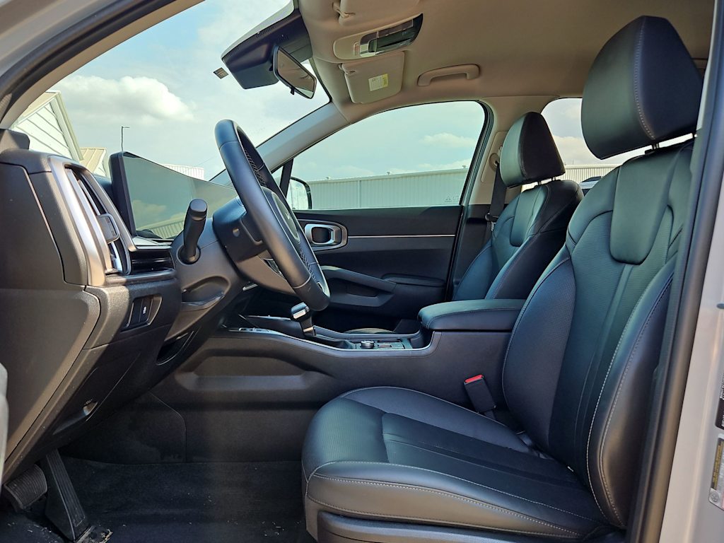 Thumbnail: 2025 Kia Sorento - 8