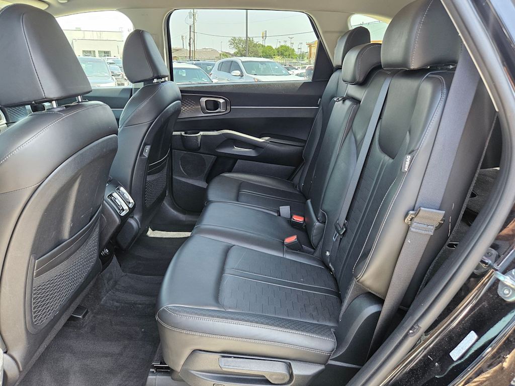 Thumbnail: 2024 Kia Sorento - 25