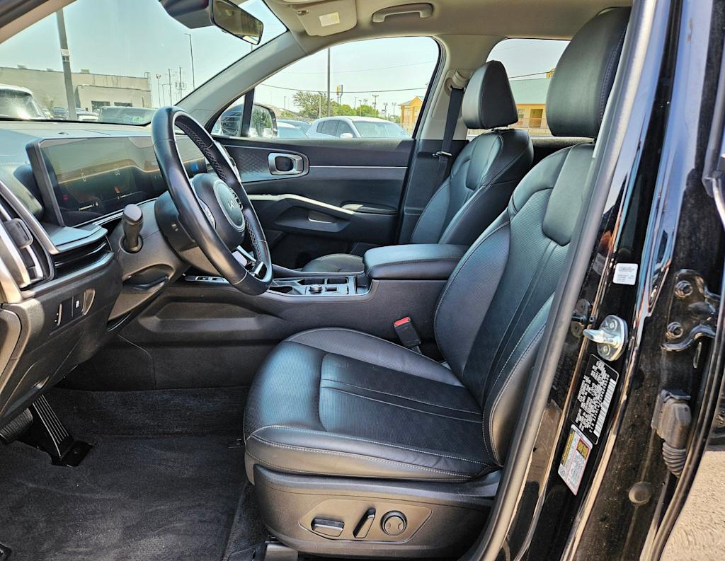 Thumbnail: 2024 Kia Sorento - 10