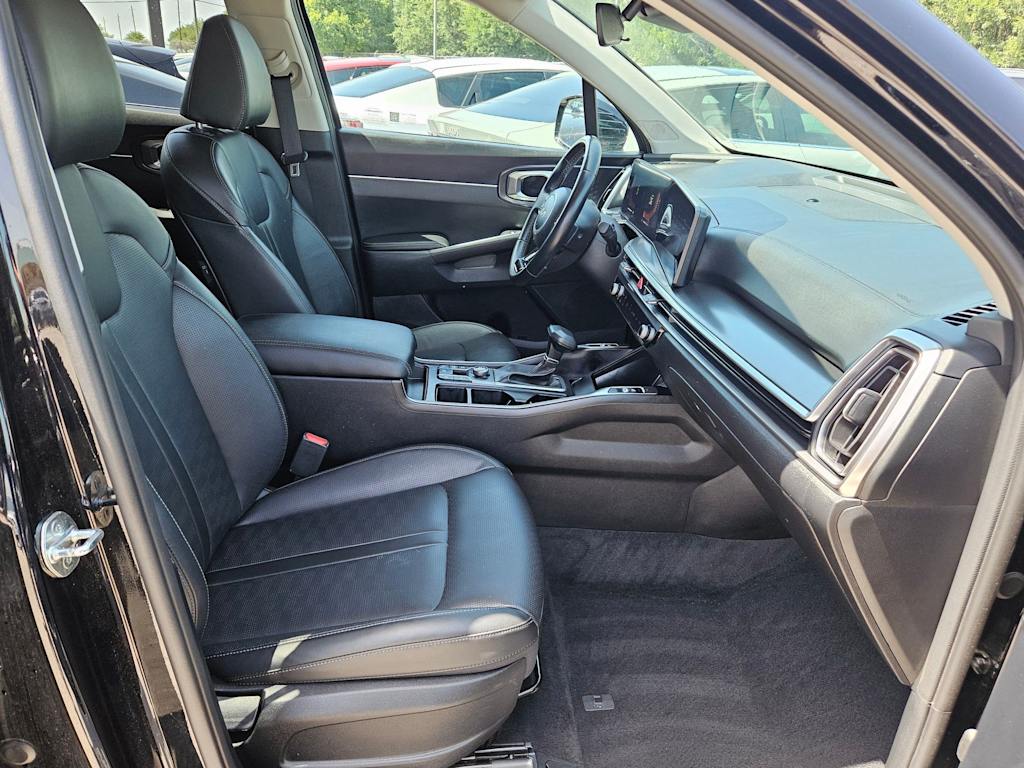 Thumbnail: 2024 Kia Sorento - 11
