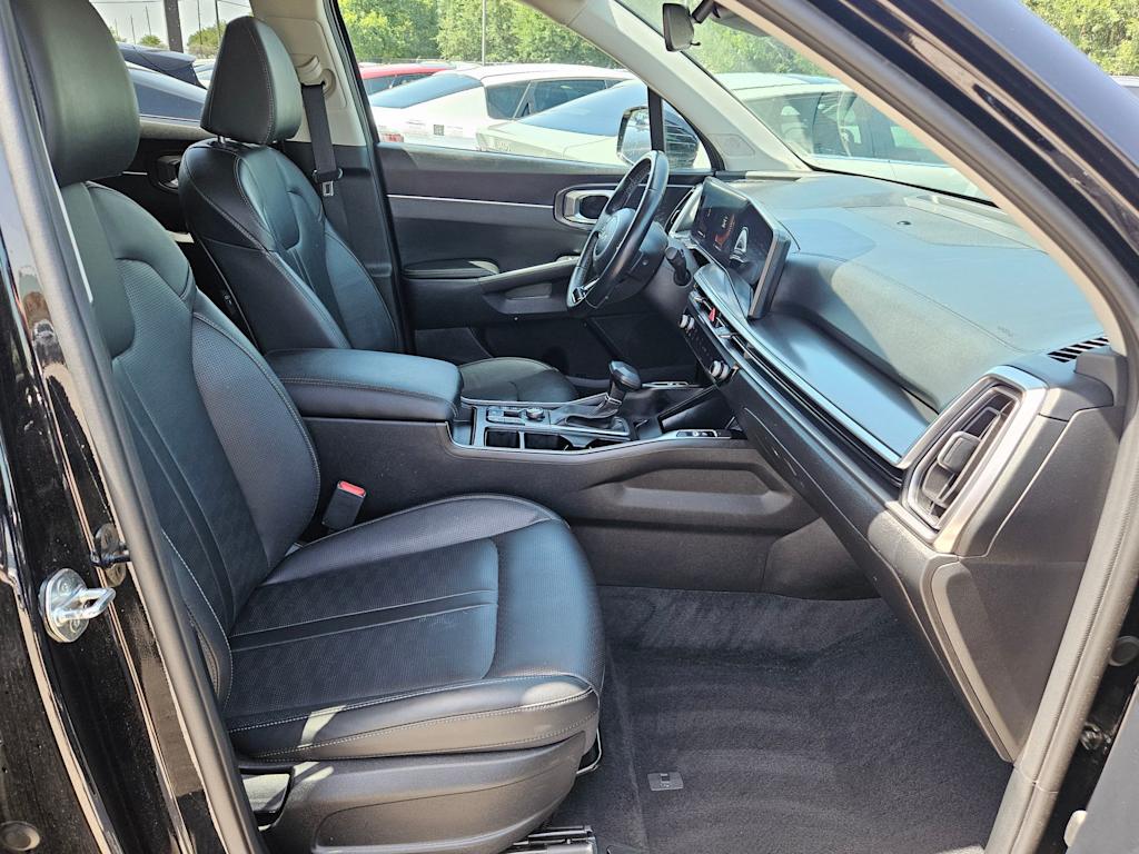 Thumbnail: 2024 Kia Sorento - 11