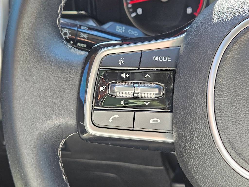 Thumbnail: 2023 Kia Sorento - 25