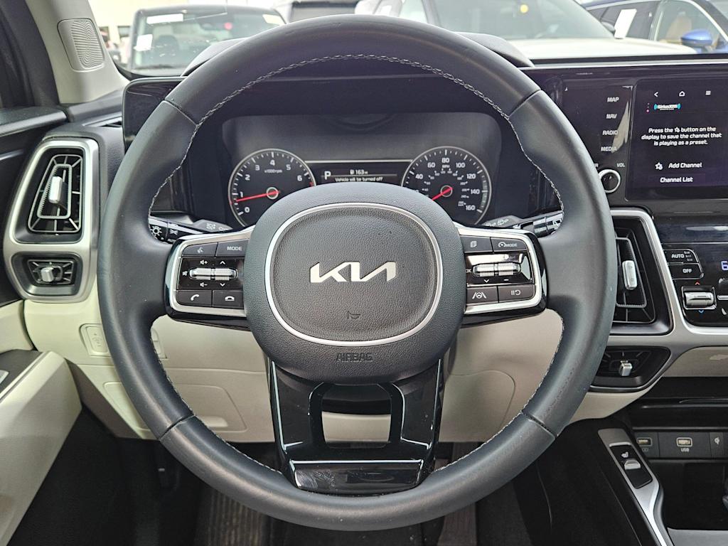 Thumbnail: 2023 Kia Sorento - 13