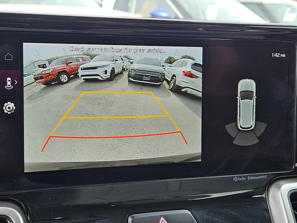 Thumbnail: 2023 Kia Sorento - 28