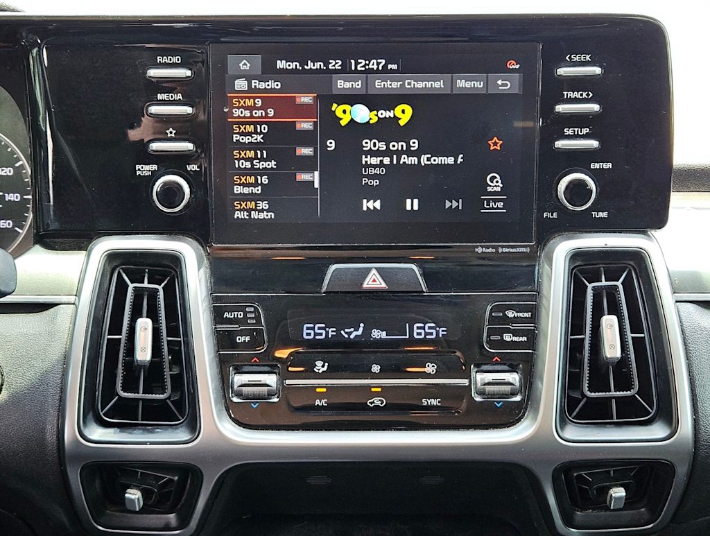 Thumbnail: 2021 Kia Sorento - 9