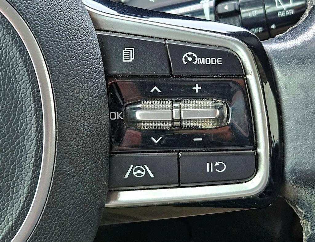 Thumbnail: 2021 Kia Sorento - 18
