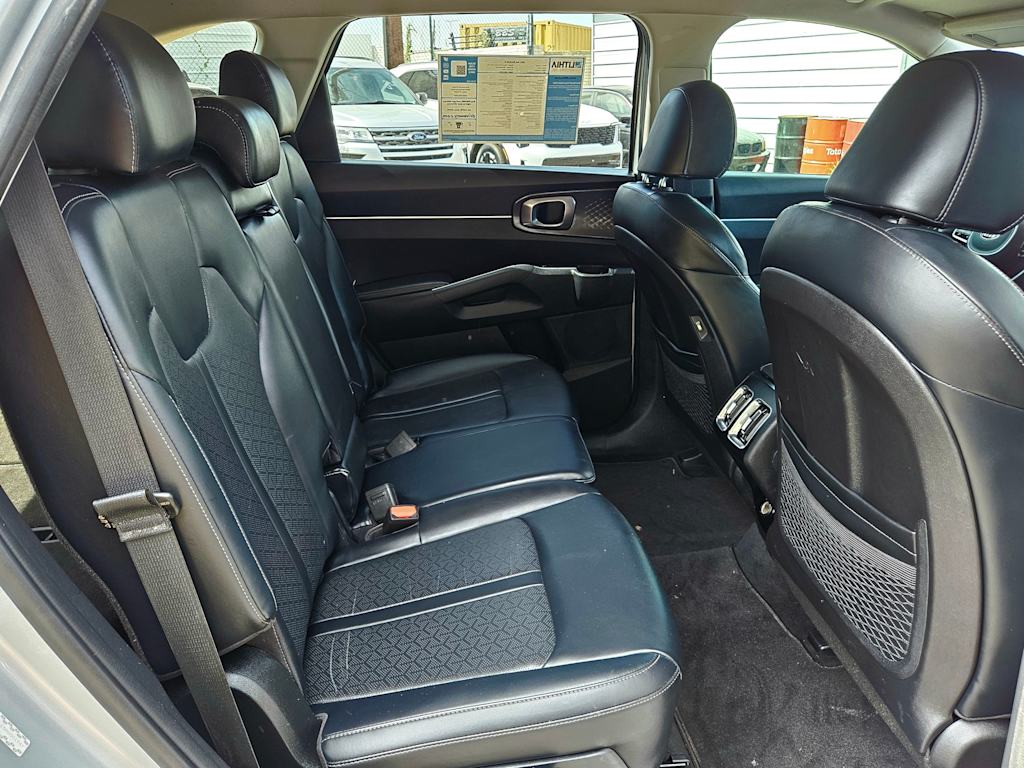 Thumbnail: 2021 Kia Sorento - 25
