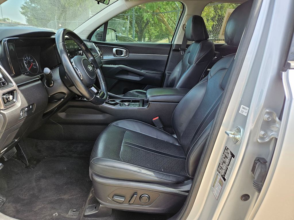 Thumbnail: 2021 Kia Sorento - 10