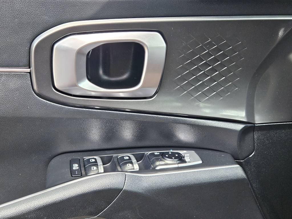 Thumbnail: 2021 Kia Sorento - 32