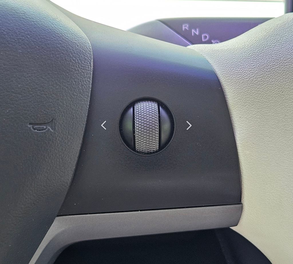 Thumbnail: 2021 Tesla Model Y - 21