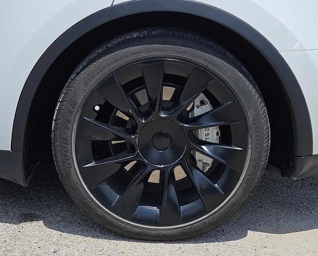 Thumbnail: 2021 Tesla Model Y - 8