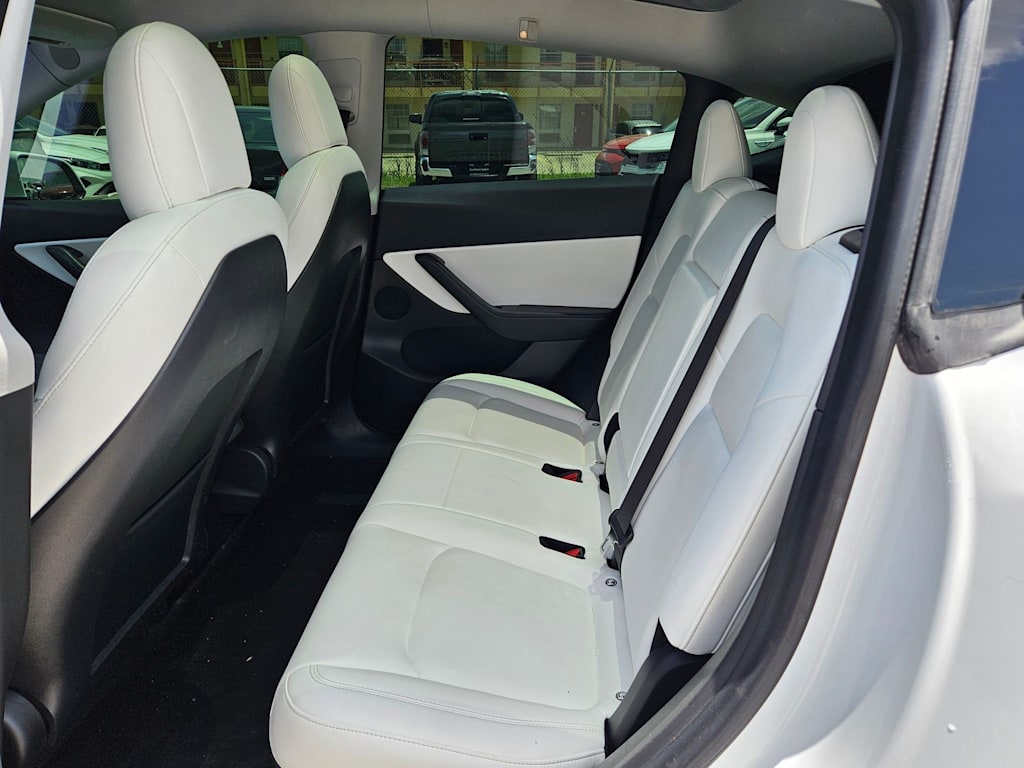 Thumbnail: 2021 Tesla Model Y - 19