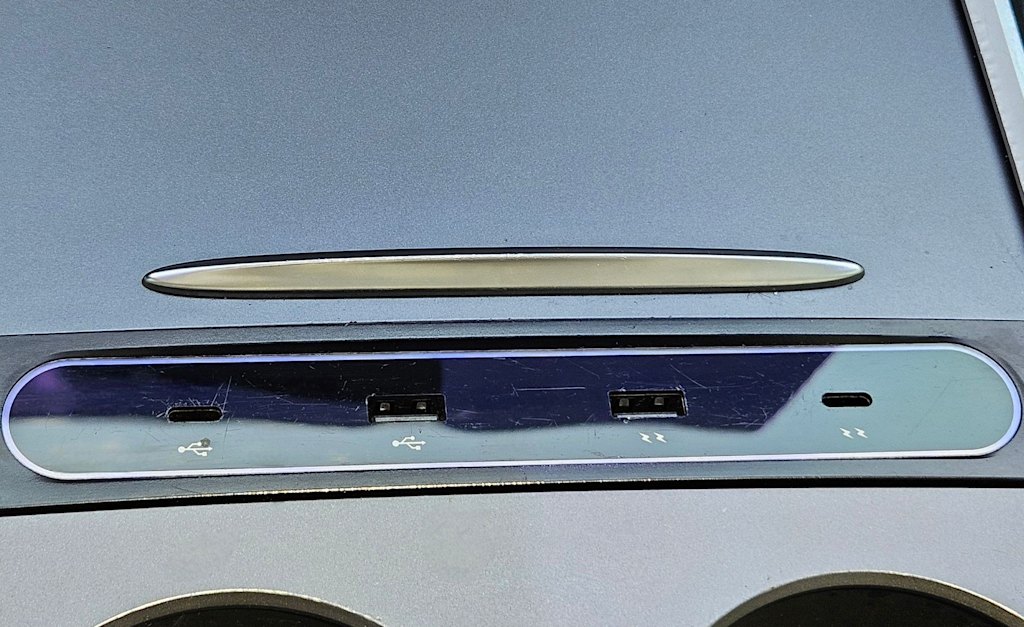 Thumbnail: 2021 Tesla Model Y - 26