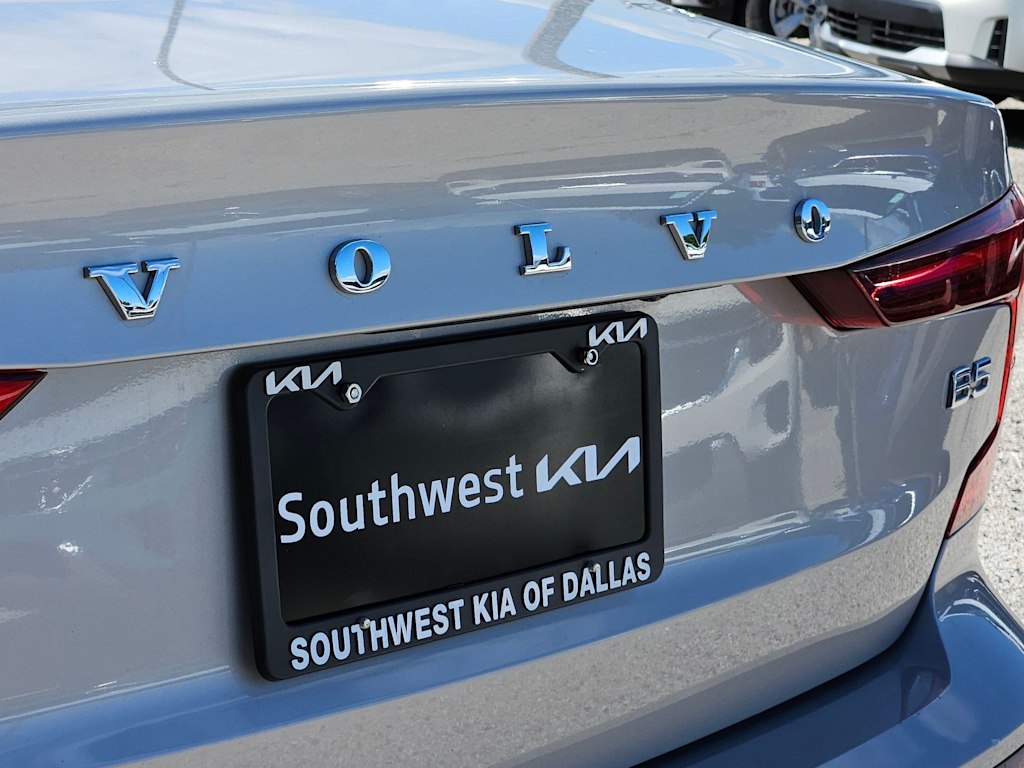 Thumbnail: 2024 Volvo S60 - 7