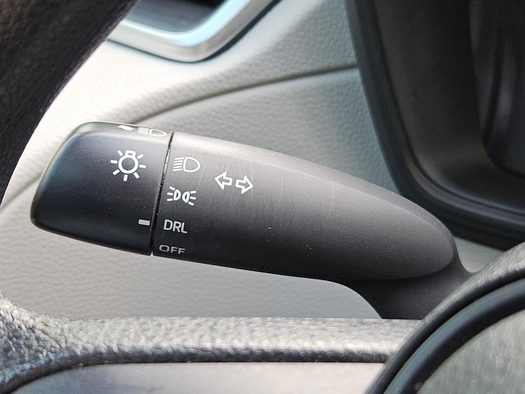 Thumbnail: 2022 Toyota Corolla Cross - 13