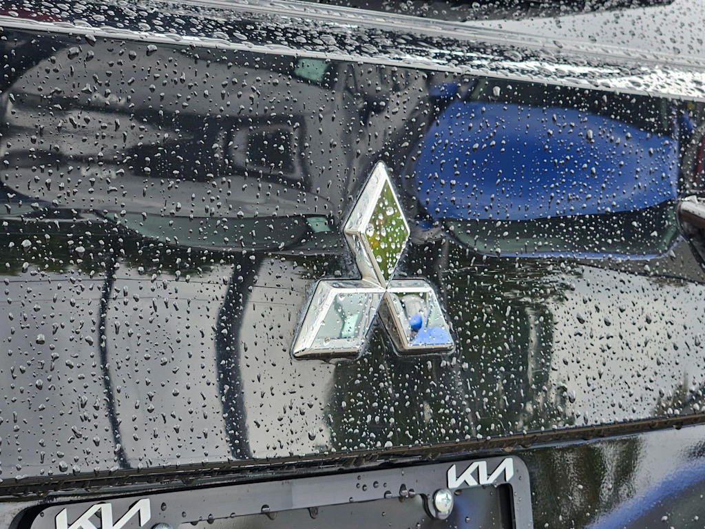 Thumbnail: 2024 Mitsubishi Outlander - 7