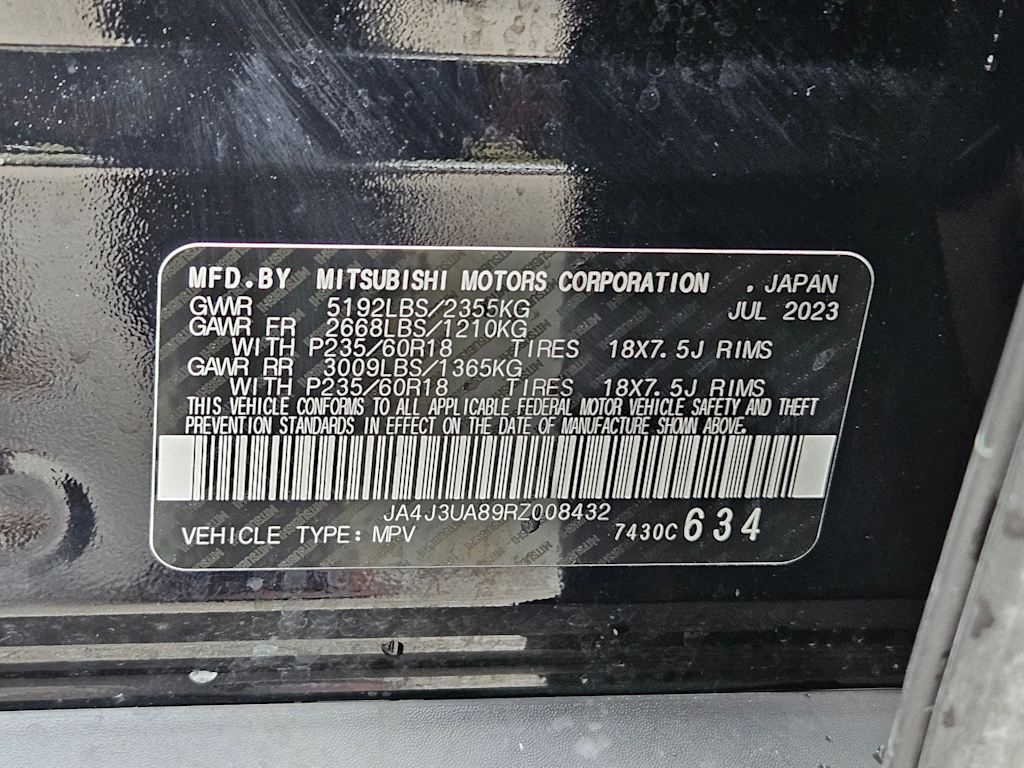 Thumbnail: 2024 Mitsubishi Outlander - 20