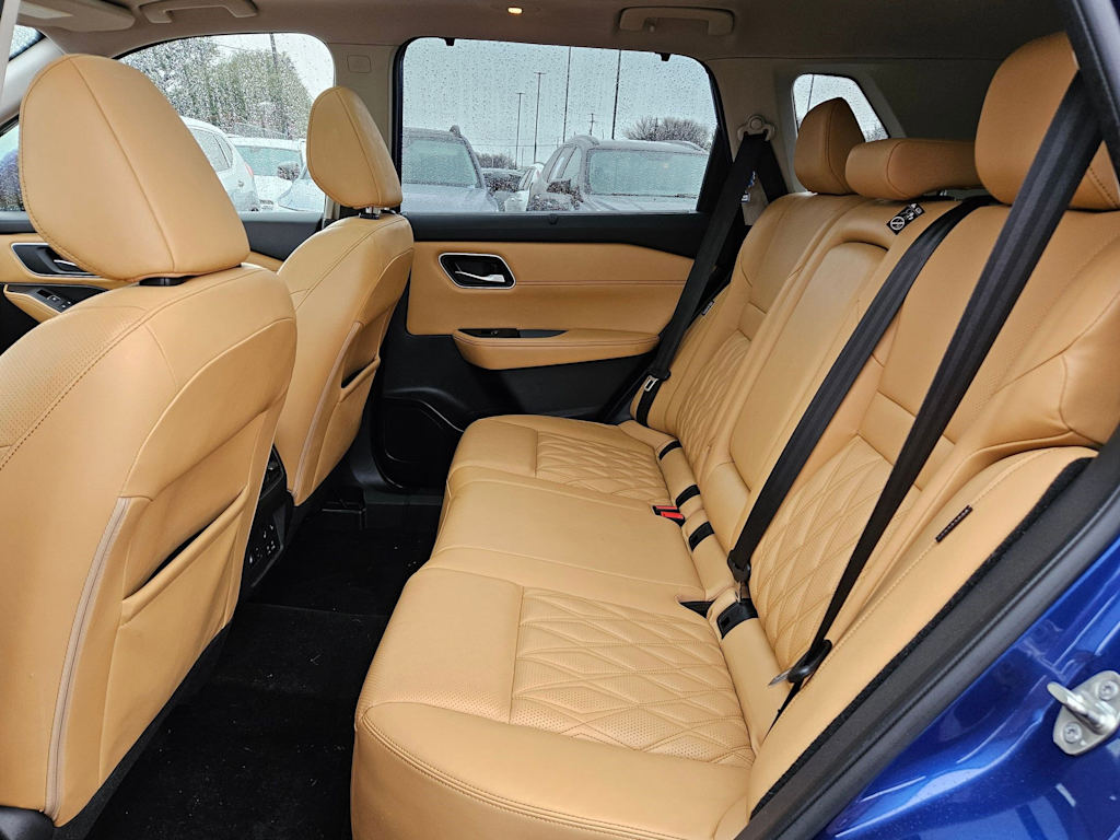 Thumbnail: 2021 Nissan Rogue - 16