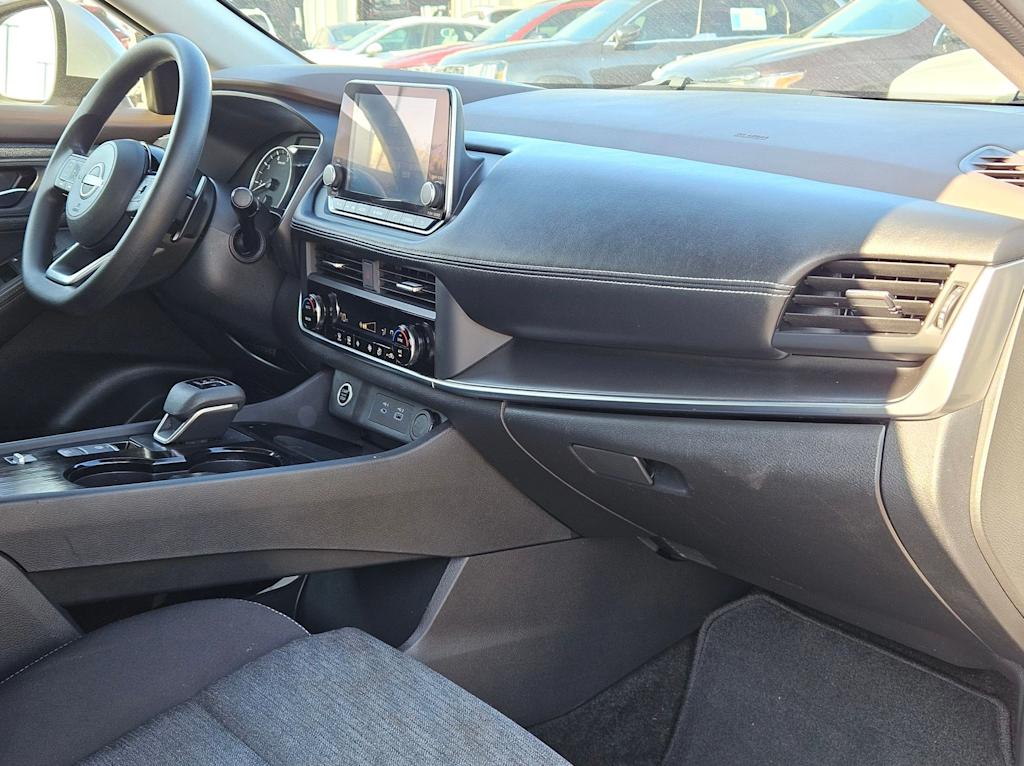 Thumbnail: 2023 Nissan Rogue - 14