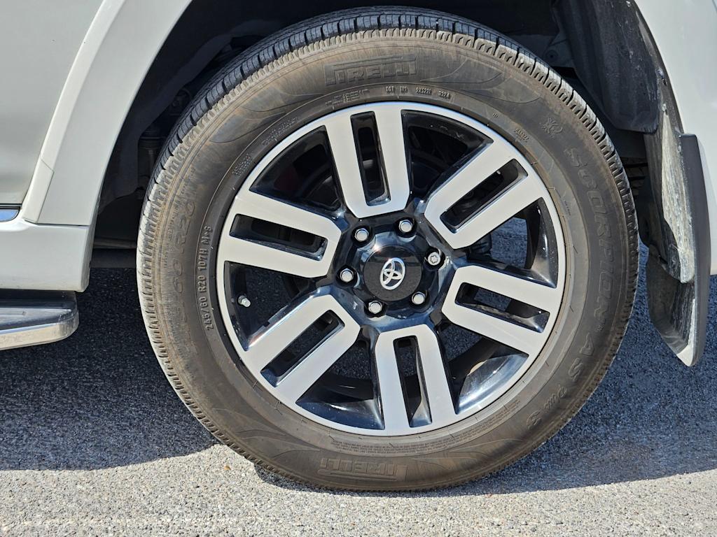 Thumbnail: 2021 Toyota 4Runner - 8