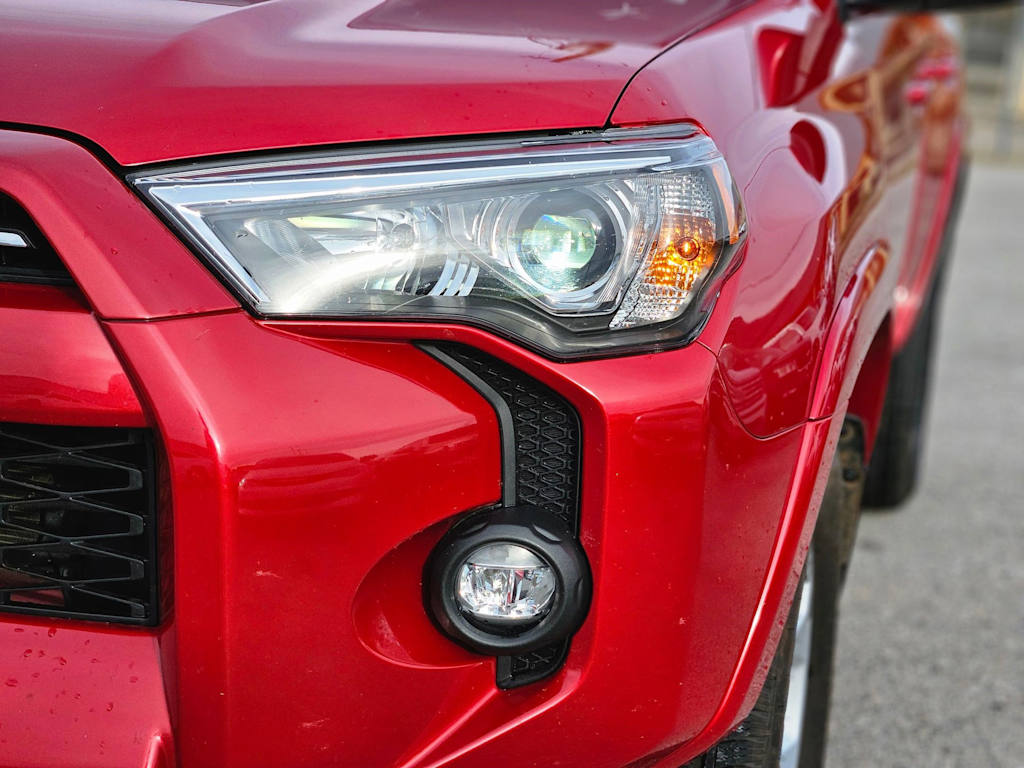 Thumbnail: 2024 Toyota 4Runner - 25