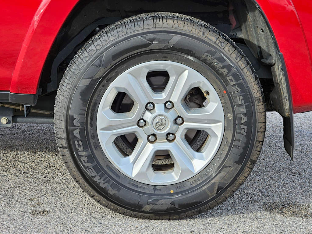 Thumbnail: 2024 Toyota 4Runner - 8