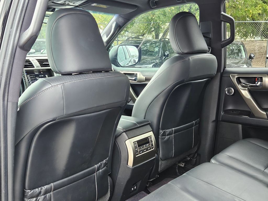 Thumbnail: 2021 Lexus GX - 11