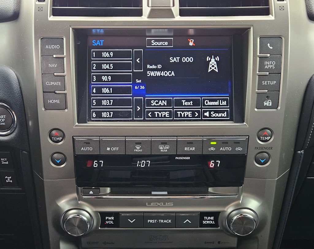 Thumbnail: 2021 Lexus GX - 14