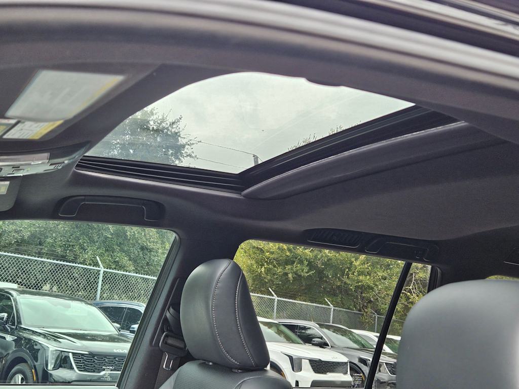 Thumbnail: 2021 Lexus GX - 25