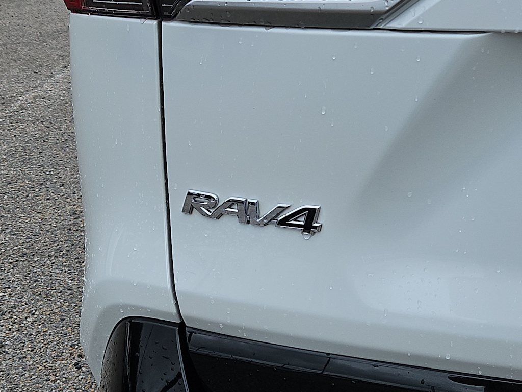 Thumbnail: 2025 Toyota RAV4 - 20