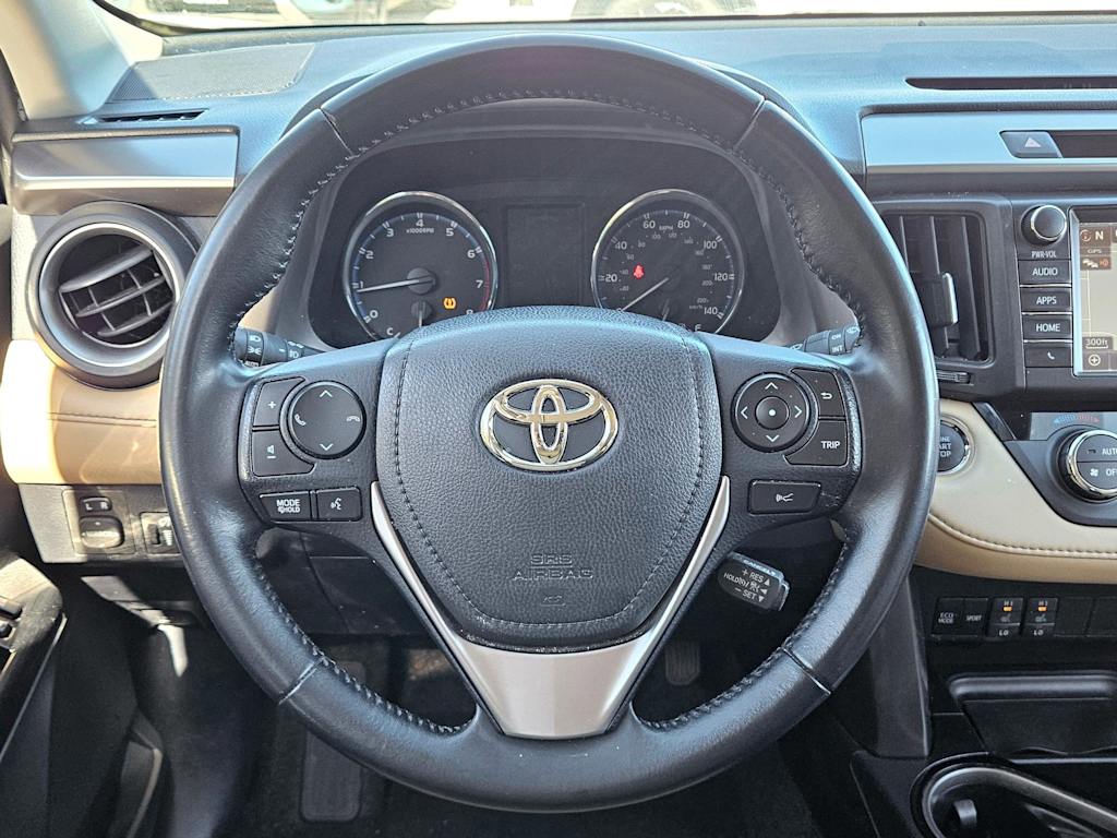 Thumbnail: 2018 Toyota RAV4 - 9