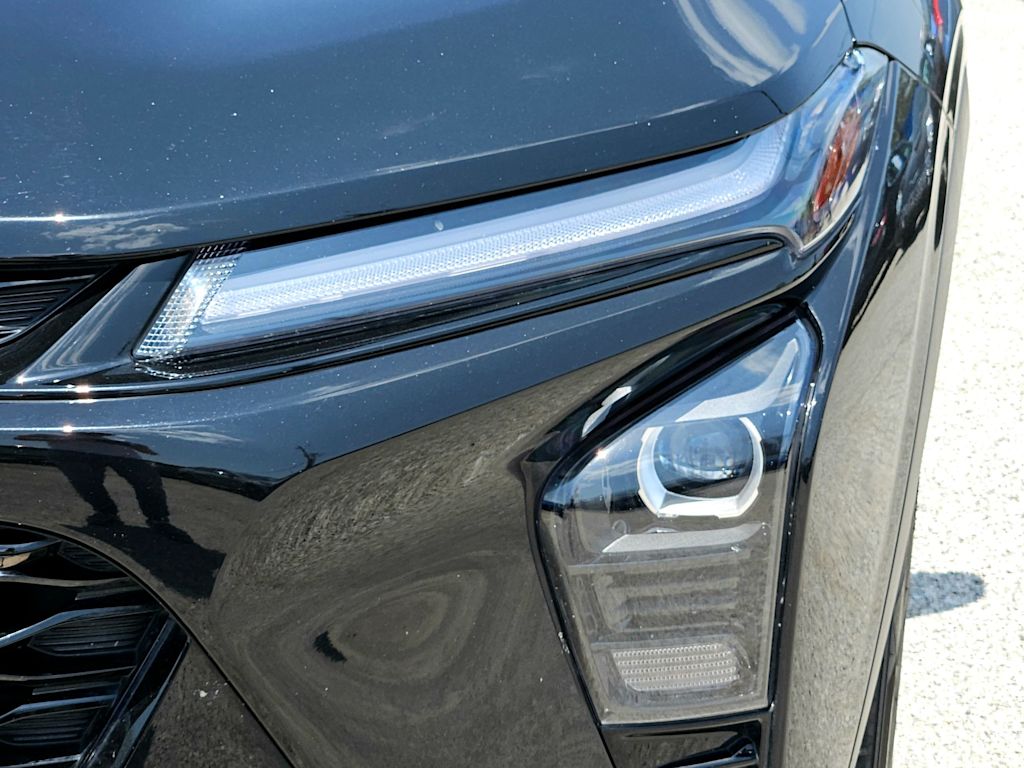 Thumbnail: 2024 Chevrolet Trax - 22