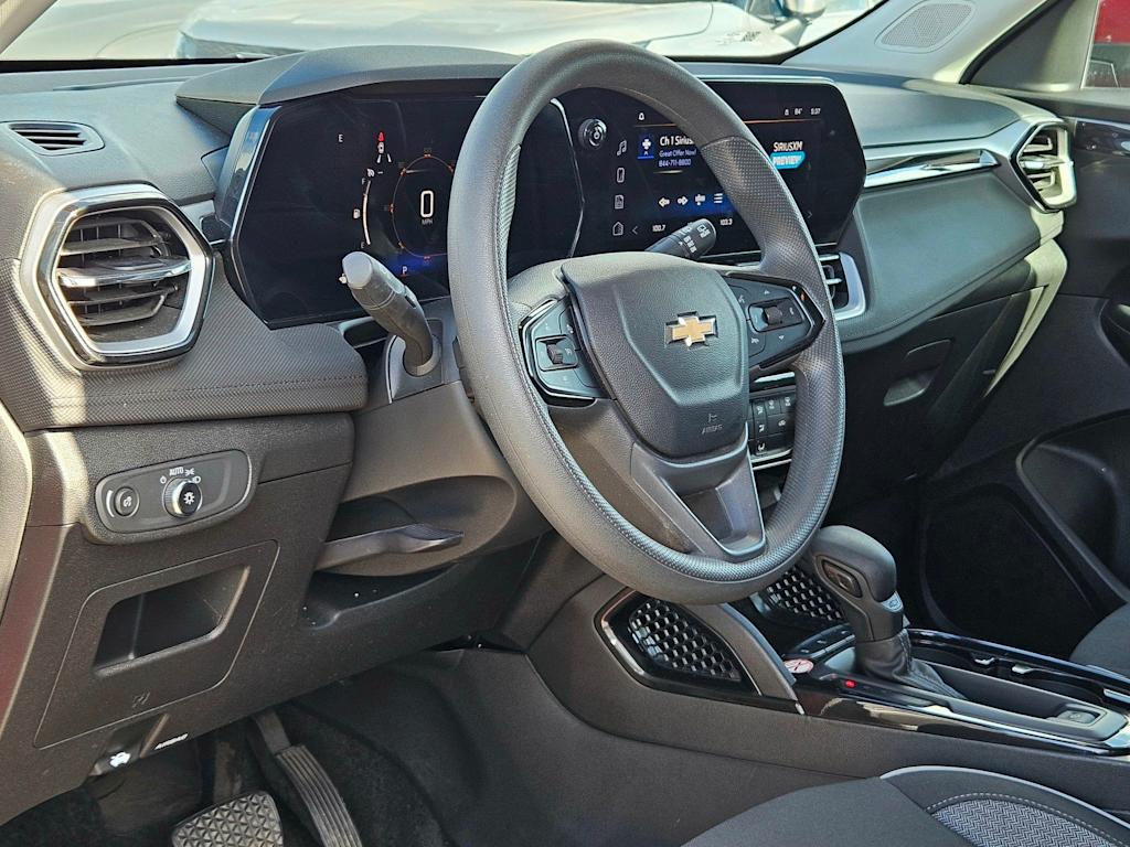 Thumbnail: 2025 Chevrolet TrailBlazer - 2