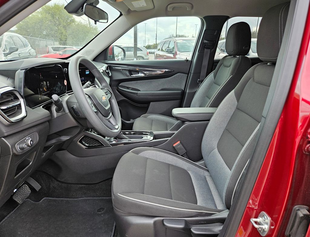 Thumbnail: 2025 Chevrolet TrailBlazer - 9