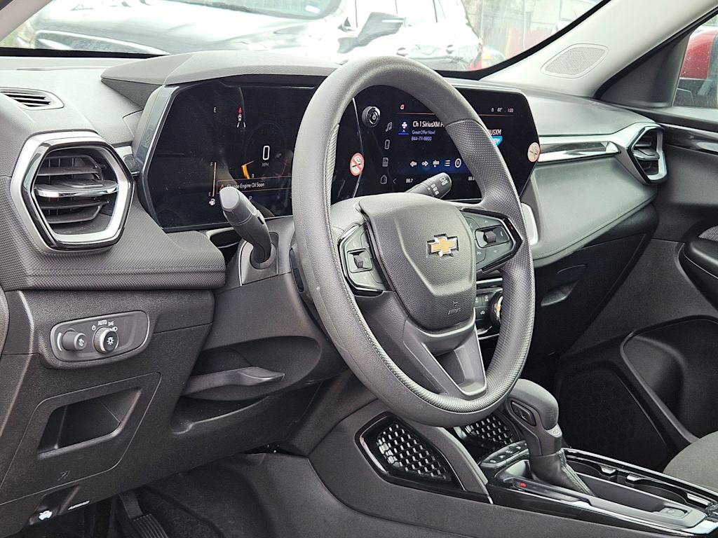 Thumbnail: 2025 Chevrolet TrailBlazer - 2