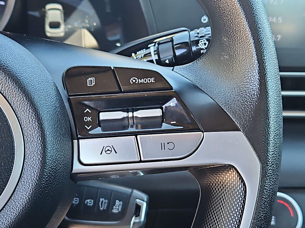 Thumbnail: 2023 Hyundai Elantra - 25