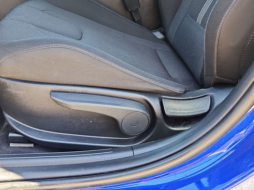 Thumbnail: 2023 Hyundai Elantra - 21