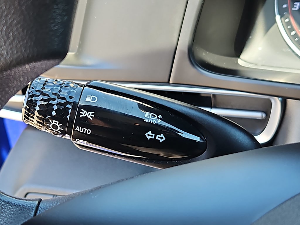 Thumbnail: 2023 Hyundai Elantra - 13